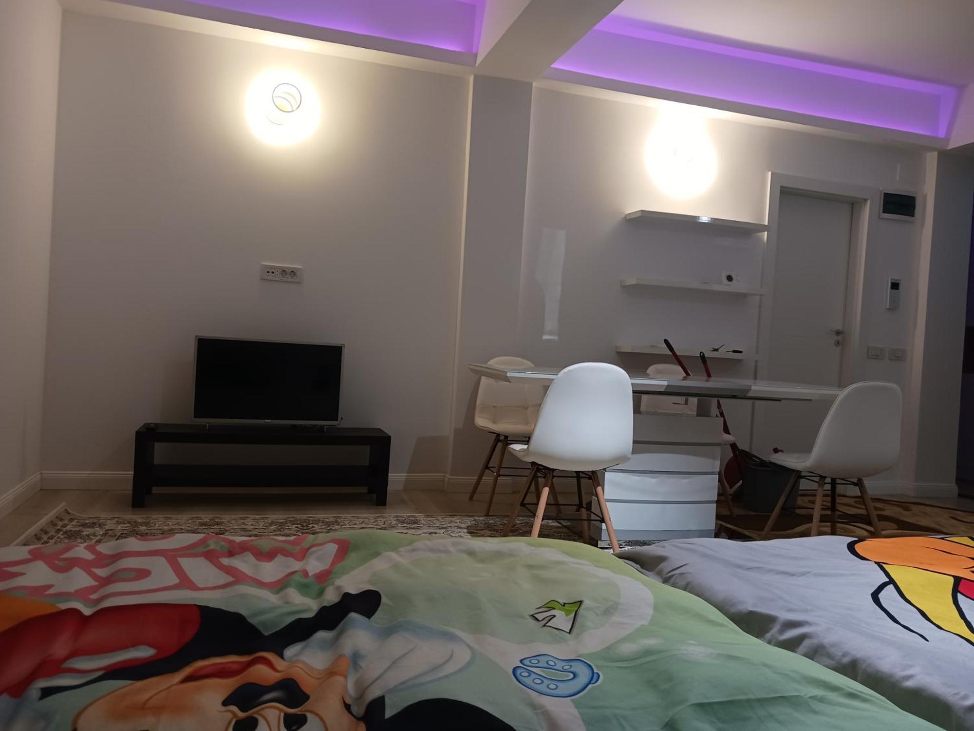 Apartament Myky Mouse Nu Primesc Santieristi Si Petrecareti Bukareszt Zewnętrze zdjęcie